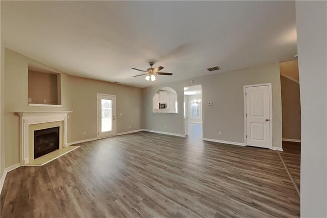 Building Photo - 4015 Brightmore Dr