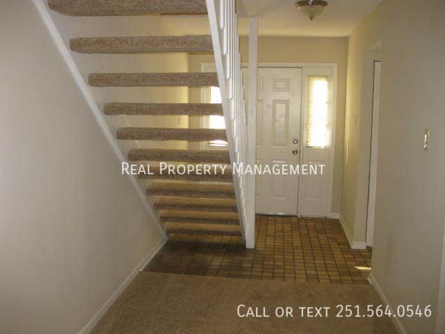 Building Photo - 6701 Dickens Ferry Rd