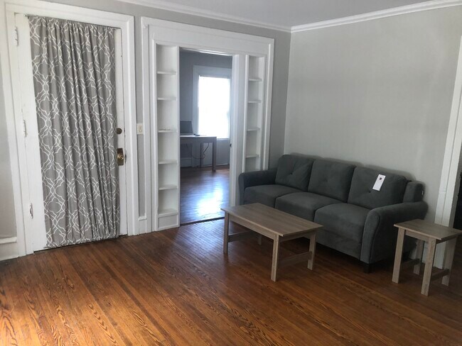 Sala de estar - 126 Hudson St