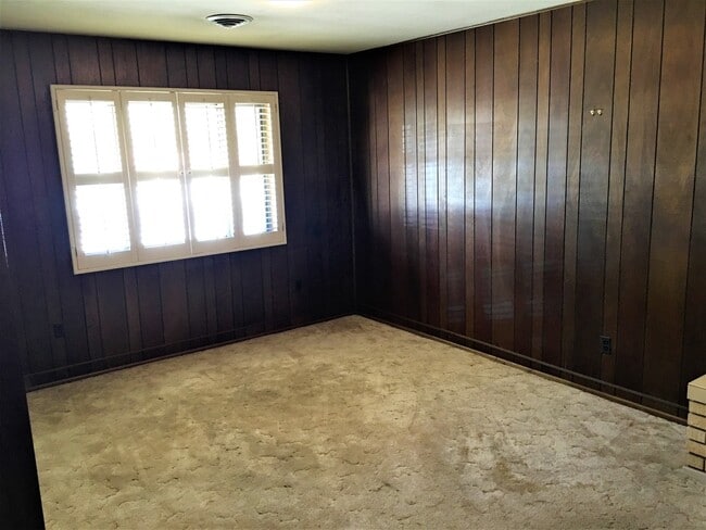 Foto del edificio - 2 Bed 1.5 Bath | Single Story | Nob Hill L...