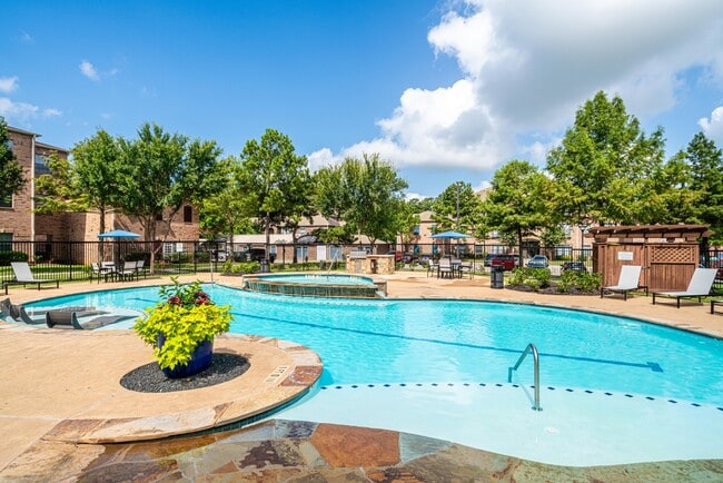 Building Photo - Hawthorne Ridge