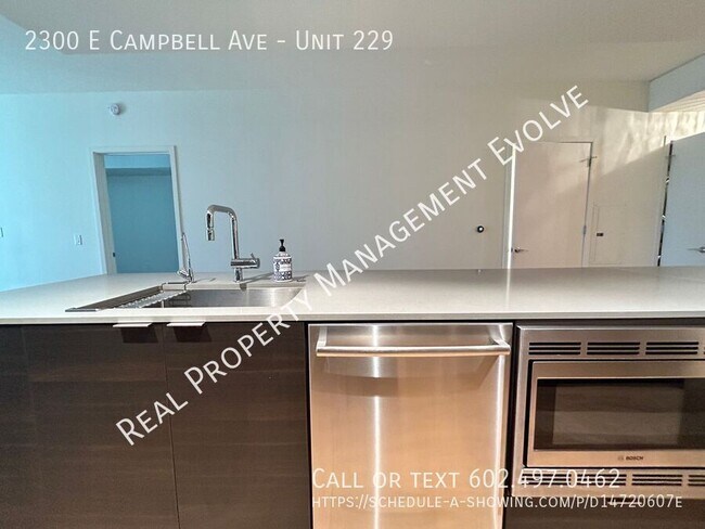 Foto del edificio - Luxurious Living In This High-end Condo! *...