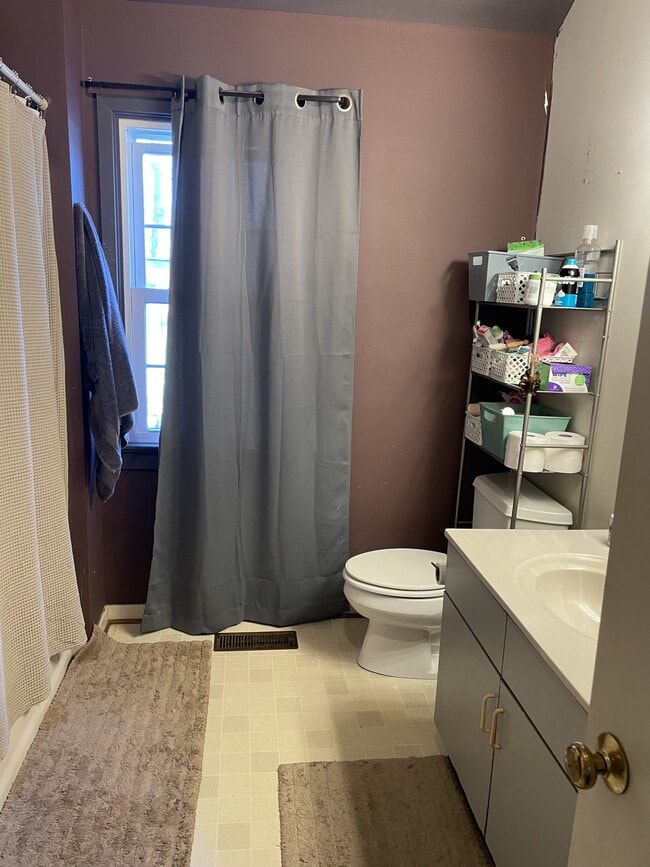 Foto del edificio - 484 Dry Bridge Rd