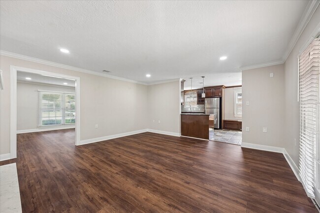 Foto del edificio - 3806 Murworth Dr