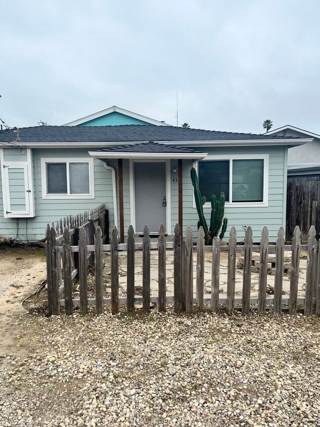 Primary Photo - Close to beach