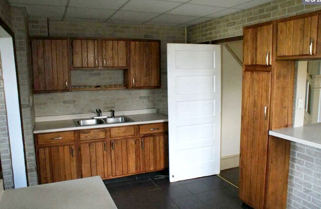 Building Photo - Fleetwood Borough Rental