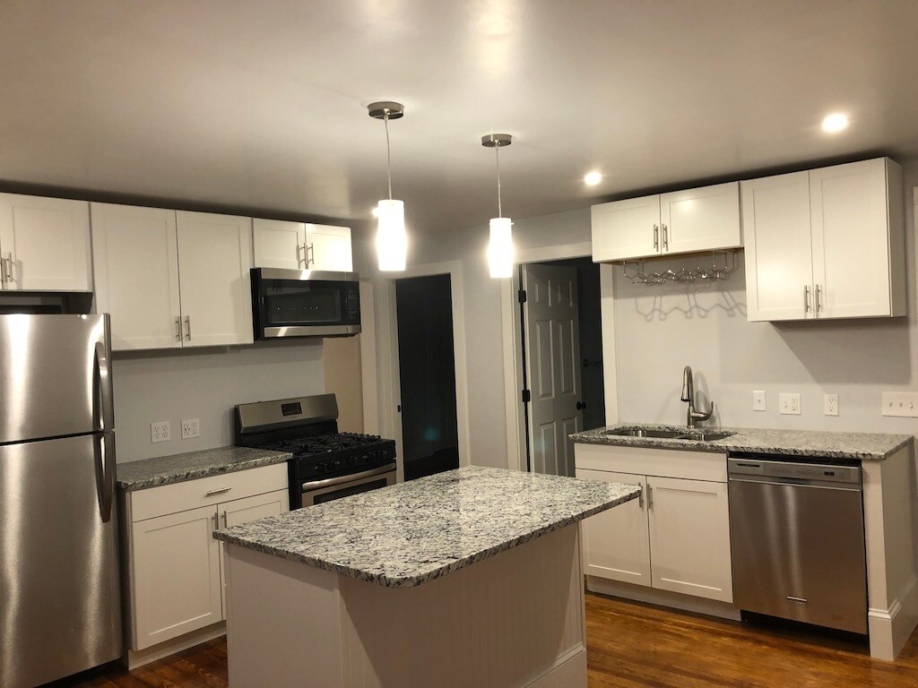 Kitchen - 1531 Mendon Road