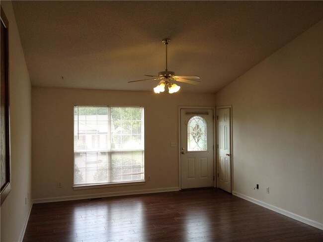 Building Photo - 103 Blackbear Trail
