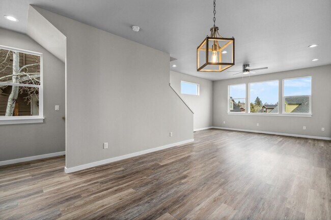 Building Photo - 1773 NE Lotus Dr