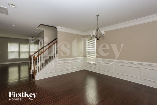 Building Photo - 2708 Woodlands Creek Dr