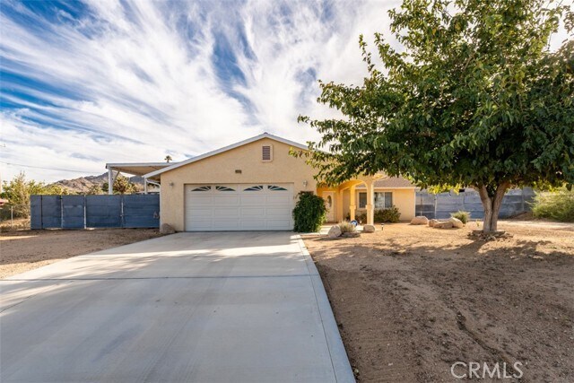 Building Photo - 60205 Latham Trail