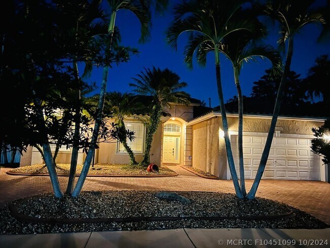 Building Photo - 12725 NW 18th Ct