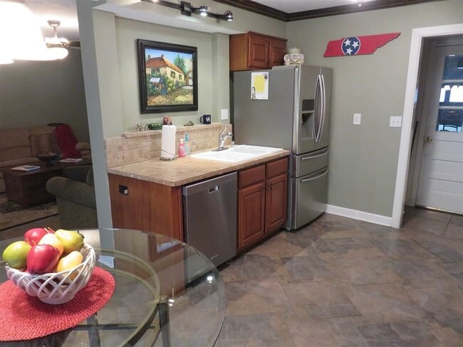 Building Photo - 369 Booth Ln