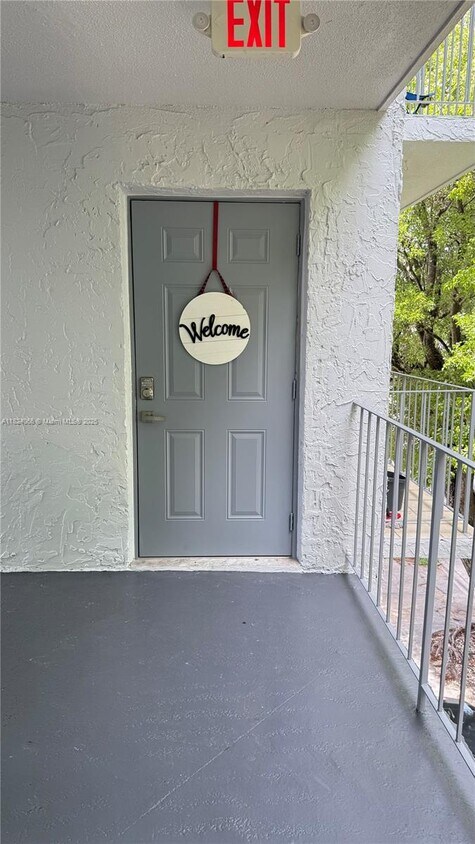Primary Photo - 1111 NW 19th Ave