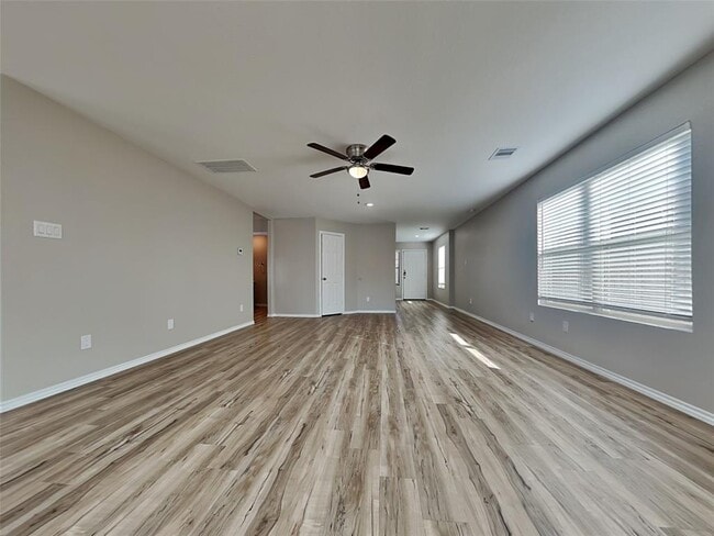 Building Photo - 21944 Juniper Crossing Dr