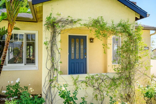 Building Photo - 3360 Glenrose Ave