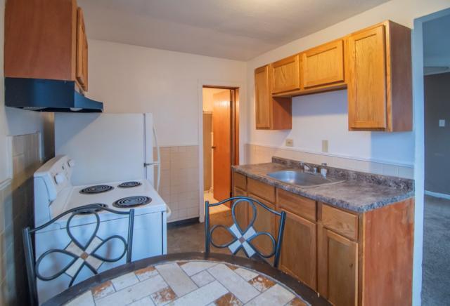 Building Photo - 1 bedroom in CALUMET CITY IL 60409