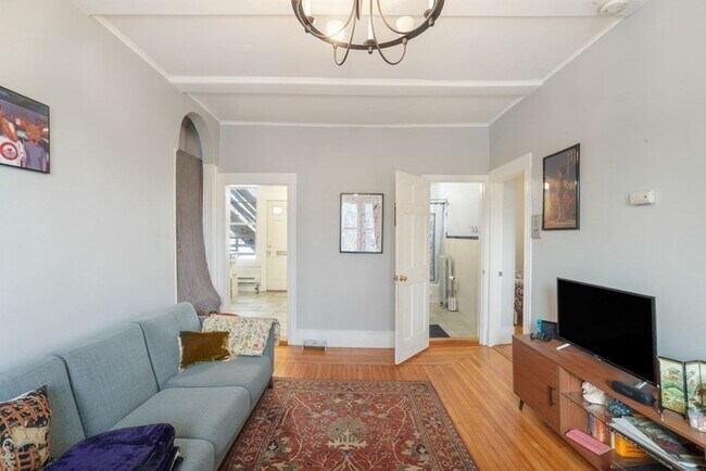 Foto del edificio - 33 Ridgemont St