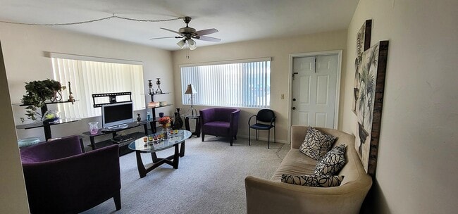 Foto del edificio - 3322 Cynthia Ln