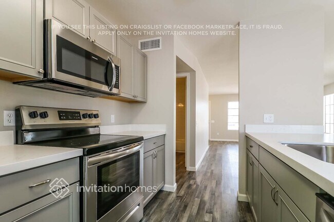 Foto del edificio - 3221 W Irma Ln