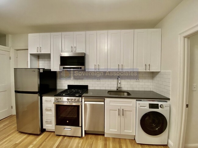 Building Photo - 282 Cabrini Boulevard