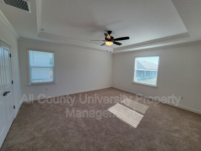 Foto del edificio - 24361 Northwest 13th Blvd