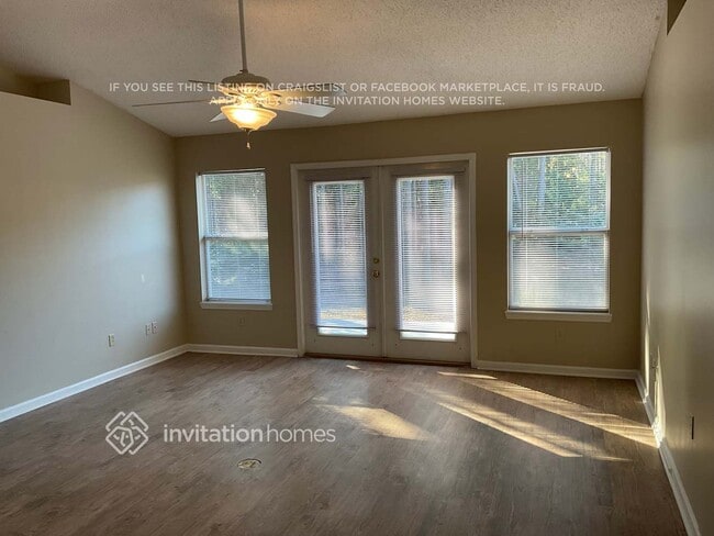 Building Photo - 96054 Morton Ln