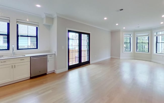 Building Photo - 278 Lamartine St