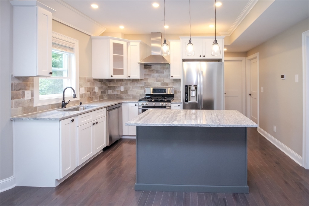 Foto principal - 43 Cypress St