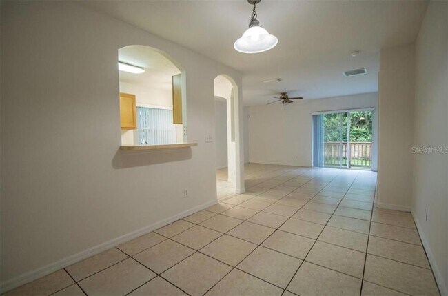 Foto del edificio - 718 Lyman St