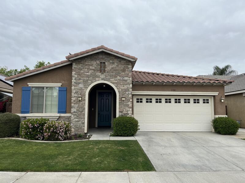 Primary Photo - 226 Bloomfield Dr