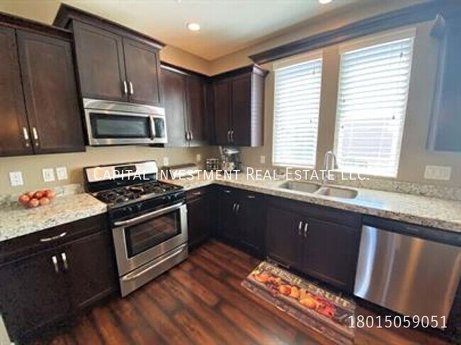 Foto del edificio - 4943 W Daybreak Pkwy