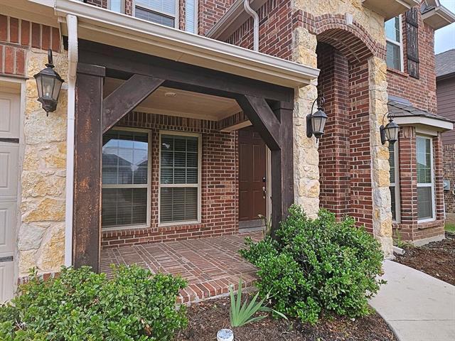 Foto del edificio - 9808 Milkweed Ln