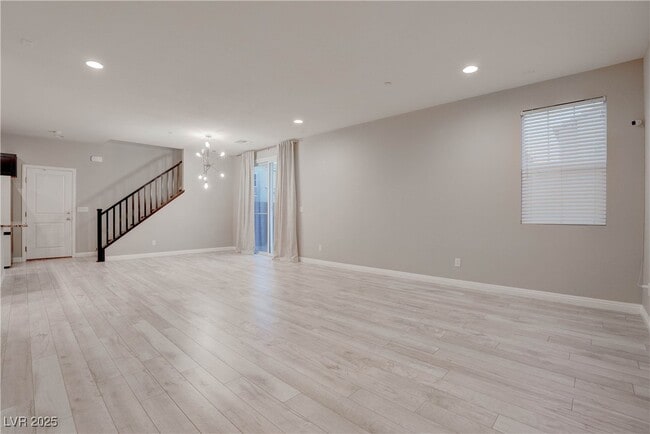 Building Photo - 3108 Zara Ave