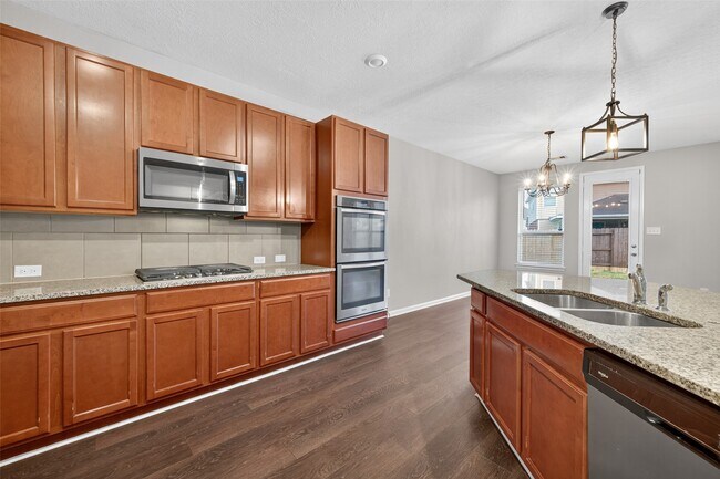 Foto del edificio - 25403 King Reyes St