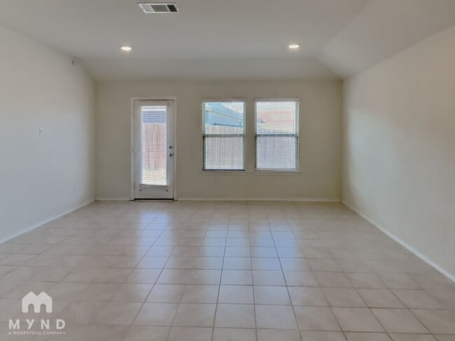 Building Photo - 3207 Winding Meadow Trail