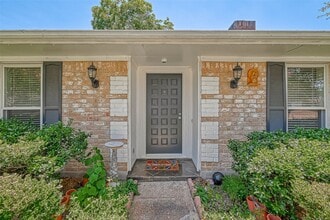 Building Photo - 12823 Westhorpe Dr