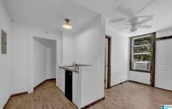 Building Photo - 500 22nd St E