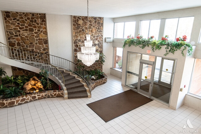 Foto del edificio - 18 E Old Willow Rd