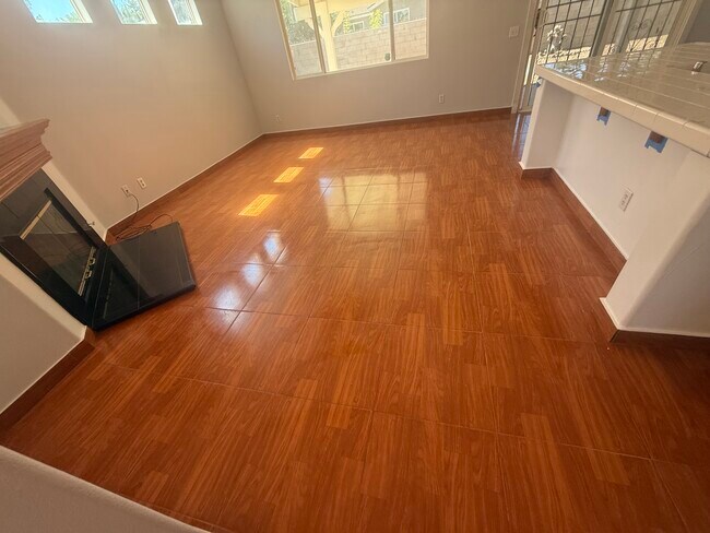 Foto del edificio - 1312 Holguin St