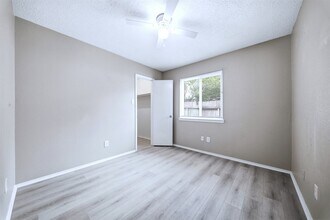 Building Photo - 7502 Addicks Clodine Rd