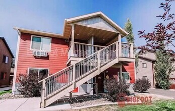 Building Photo - 3702 Travertine Way