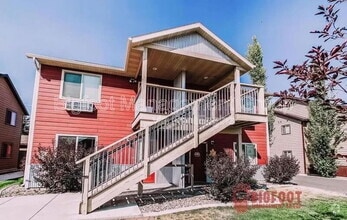 Building Photo - 3702 Travertine Way