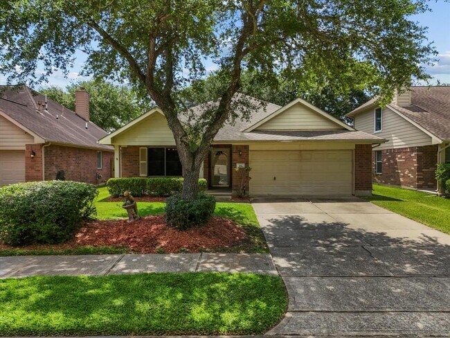 Foto del edificio - 214 Mammoth Springs Ln