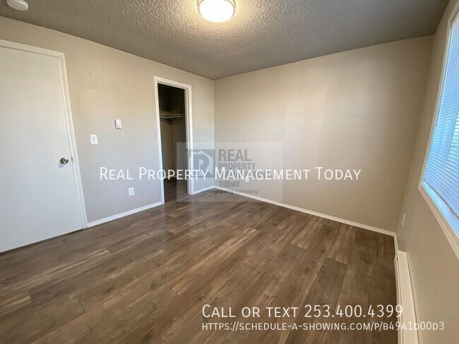 Building Photo - 630 S State St