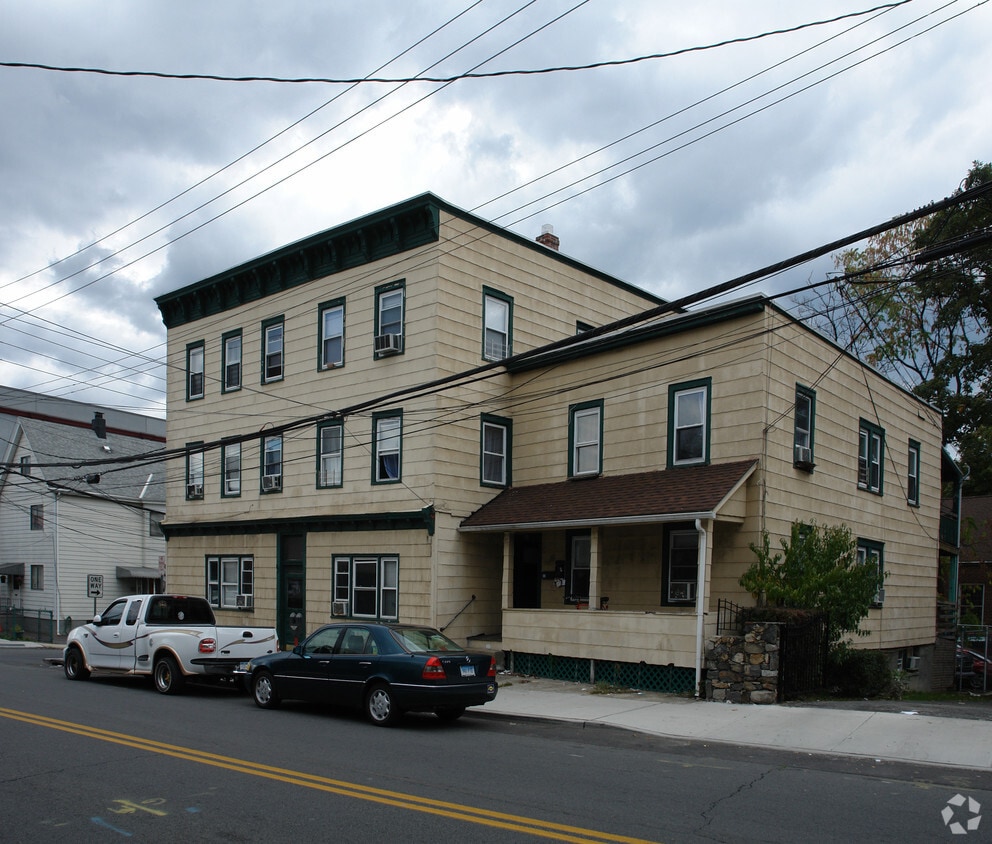 103105 Pearl St, Port Chester, NY 10573 Apartments in Port Chester