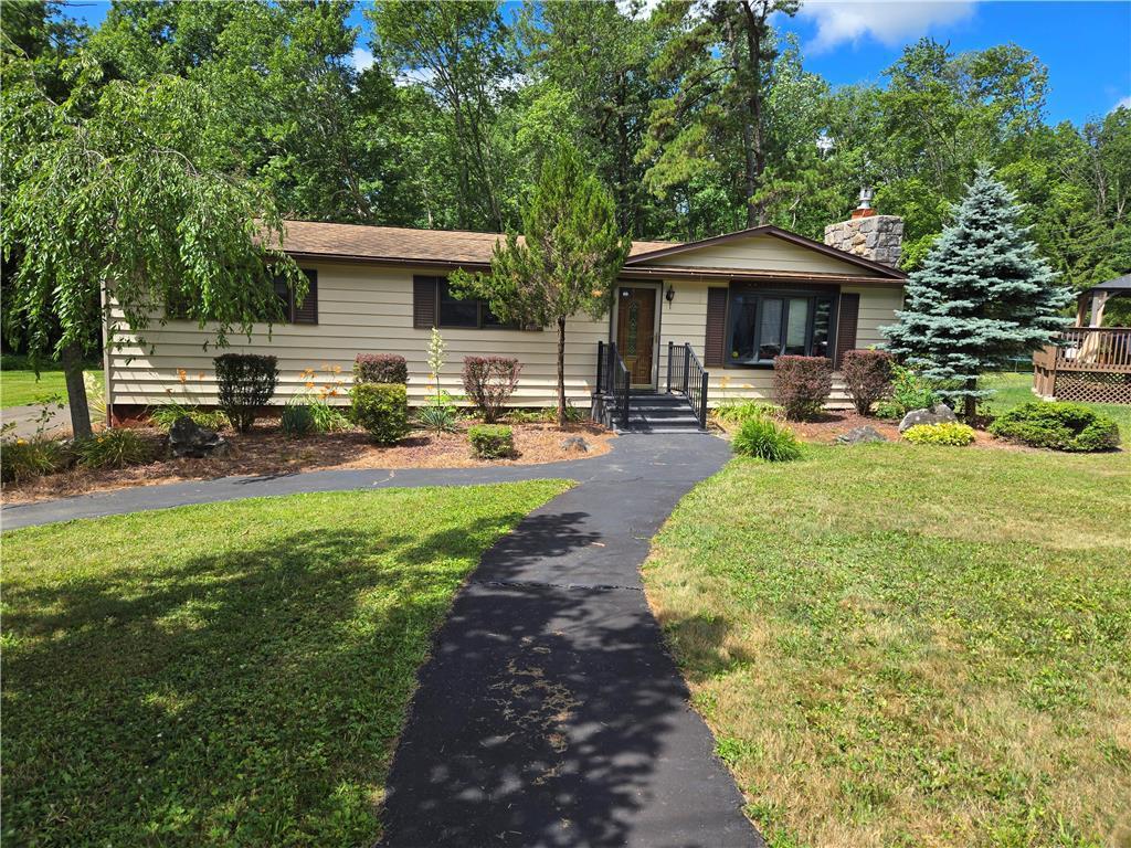 3002 Pleasant View Dr, Kunkletown, PA 18058 House Rental in