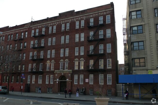 1220 Grand Concourse Apartments Bronx Ny 1220 Grand Concourse