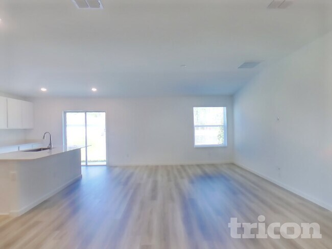 Foto del edificio - 7843 Greatford Wy