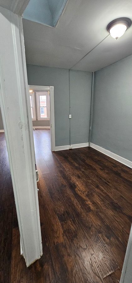 Foto del edificio - 2934 McElderry St